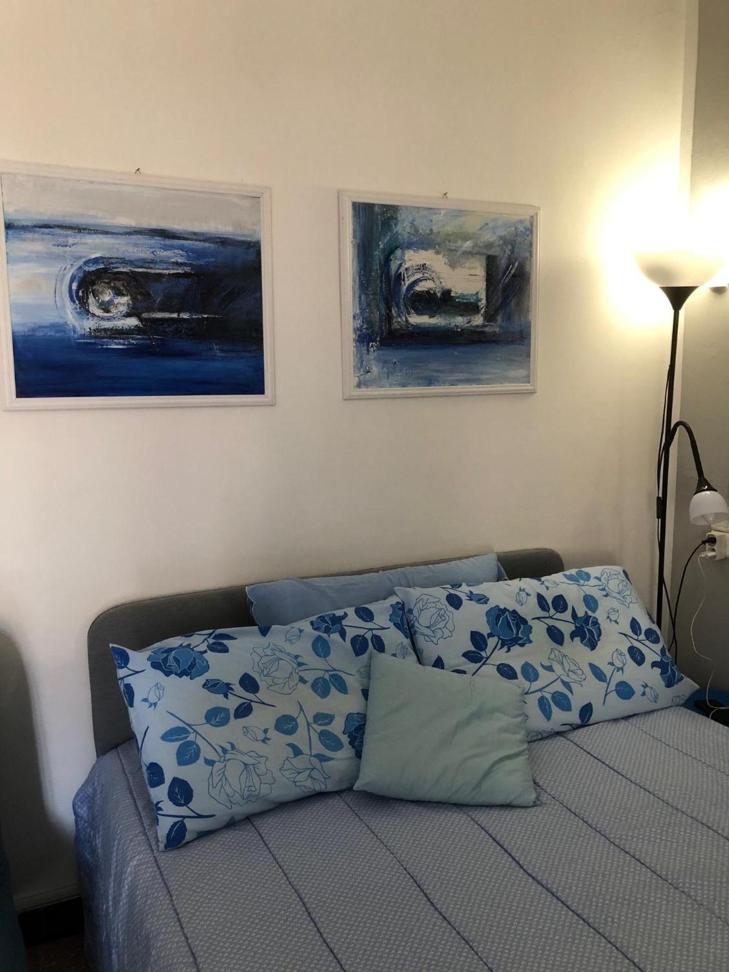 Welcome In The Cozy Blue Nest Pedestrian マントン エクステリア 写真